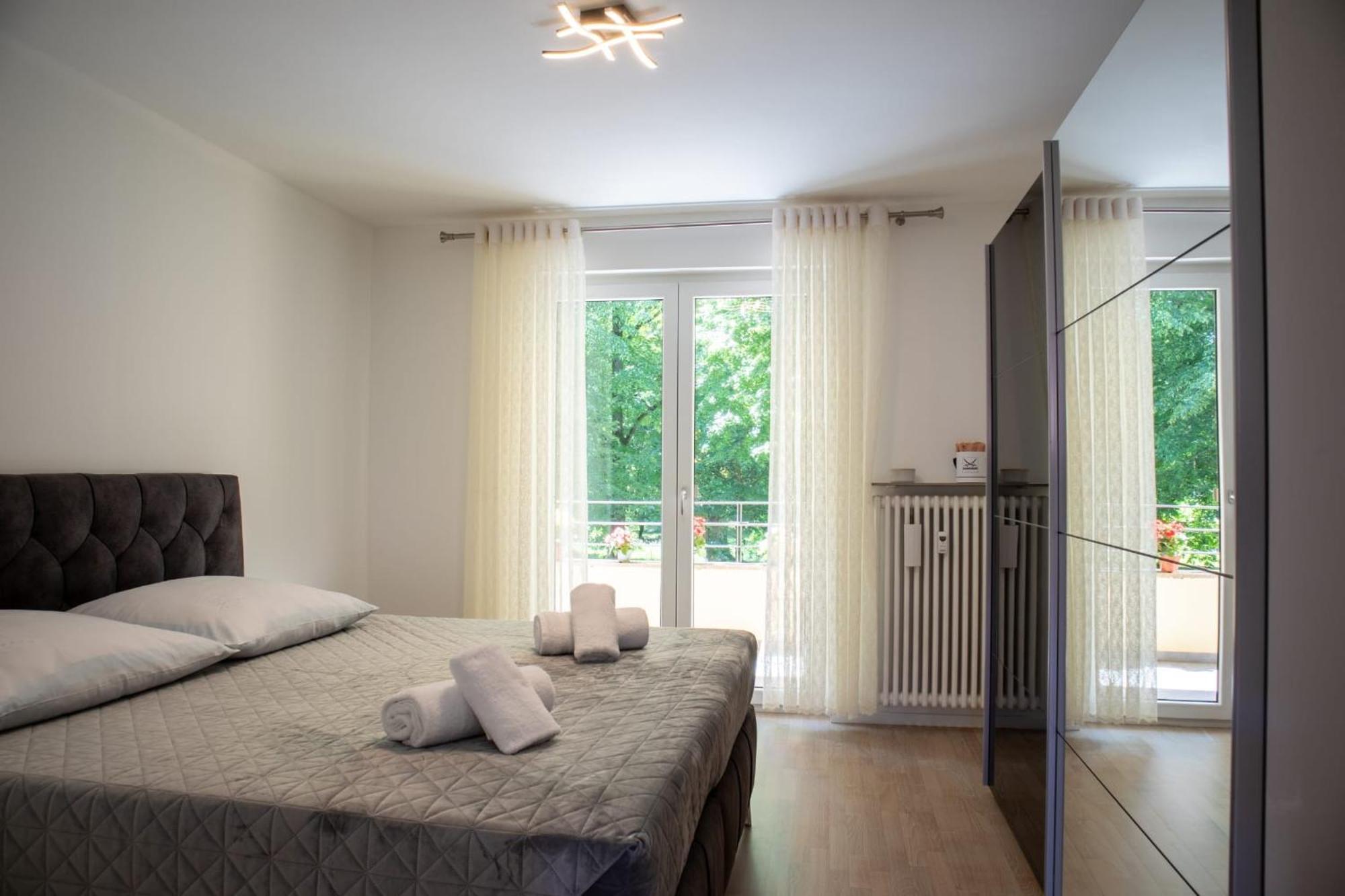 Mega Lux Apartment Esslingen am Neckar Dış mekan fotoğraf